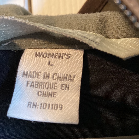 Cloudveil Winter Jacket - Picture 9 of 16